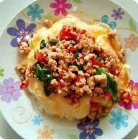 ข้าวกระเพราหมูสับไข่ข้น