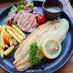 สเต็กปลาดอลลี่ย่าง