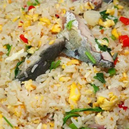 ข้าวผัดปลาทู