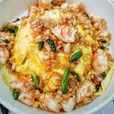 ข้าวไข่ข้นกุ้งผัดพริกสด