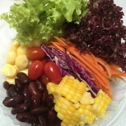 สลัด&แซนวิช อิ่มอร่อย