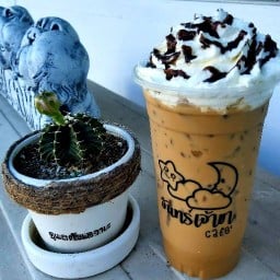 จันทร์เจ้าขาcafe'