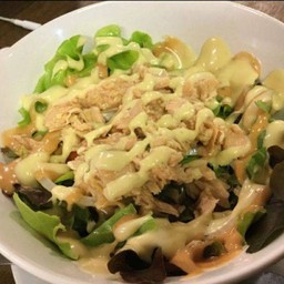 สลัดทูน่า