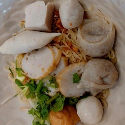 ก๋วยเตี๊ยวแห้ง