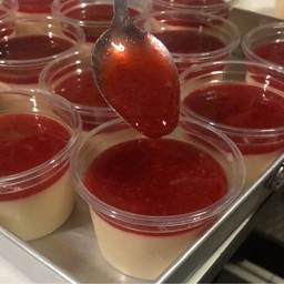 สตอเบอรี่พานาคอตต้า