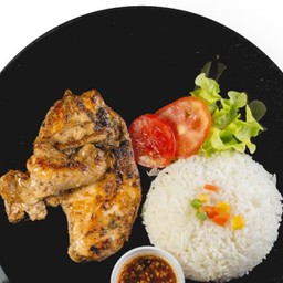ข้าวไก่ย่างพริกดำ