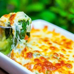 ผักโขมอบชีส