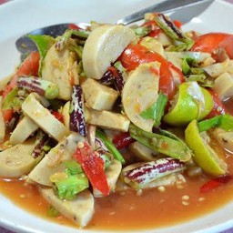 ตำหมูยอ(ปลาร้า)