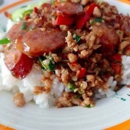 Basil Beef With Chinese Sausage (Topped With Rice)