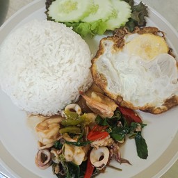 กะเพราทะเล(กุ้ง,หมึก)