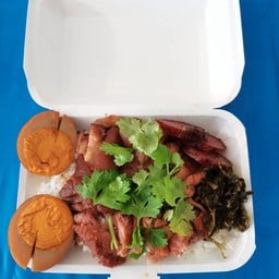 ราดข้าว คากิ ไข่