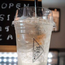 น้ำบ๊วยเย็น