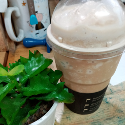 ไมโลปั่น