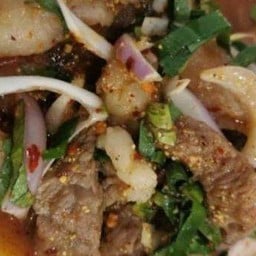 น้ำตกเนื้อ