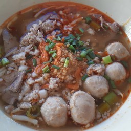 เกาเหลาต้มยำพิเศษ