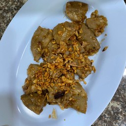 ไส้ทอดกระเทียม