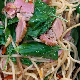 สปาเก็ตตี้ผัดขี้เมาเบคอน