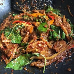 ผัดฉ่าหมู-ไก่