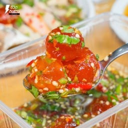 ยำไข่แดงเค็ม