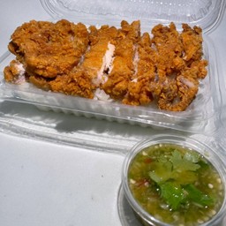 ข้าวไก่กรอบ+น้ำจิ้มซีฟู้ด ไซส์L