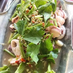 ปลาหมึกนึ่งมะนาว