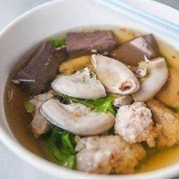 เกาเหลาเลือดหมู