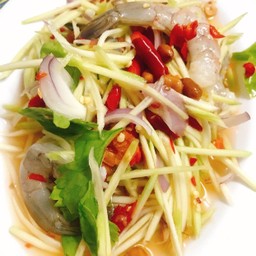 ยำมะม่วงกุ้งสด
