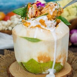 ผัดไทยโบราณ ไนท์บาซาร์ Pad Thai -