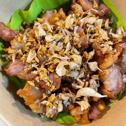 หมูทอดกระเทียม