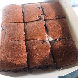 บ้าบิ่นร้อยเกาะ-ชนเกษม ไม่มี