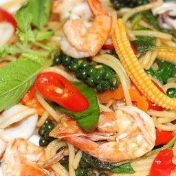 สปาเกตตี้ขี้เมาทะเล (Spaghetti with Spicy Mixed Seafood)