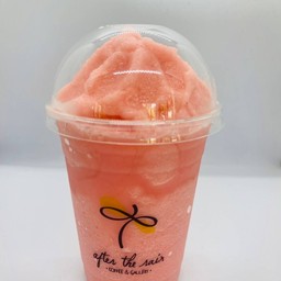 สตรอเบอร์รี่สมูทตี้