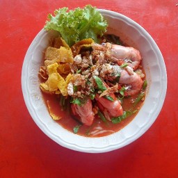 ชายโอ เตี๋ยวต้มยำไข่ออนเซ็น
