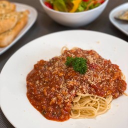 สปาเกตตี้โบโลเนสไก่