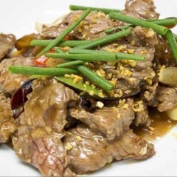 ข้าวเนื้อโคขุนน้ำมันหอย