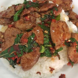 กะเพราตับหมูราดข้าว