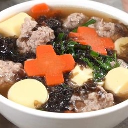 ต้มจืดเต้าหู้หมูสับสาหร่าย