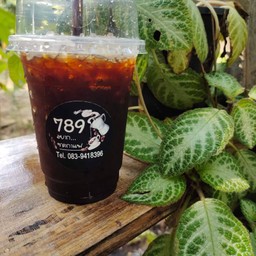กาแฟสด อเมริกาโน่เย็น สดชื่นเหมือนตื่นอยู่ท่ามกลางไร่กาแฟ