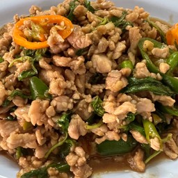 ผัดกะเพราหมู 145