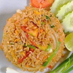 ข้าวผัดรถไฟ