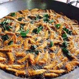 ไก่เขย่า แอม ออดี้ ซอยบ่อนไก่ สัตหีบ (ตรงข้ามตลาดแม่อุดม)