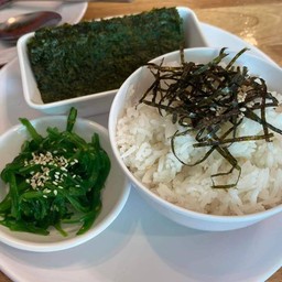 ข้าวห่อสาหร่าย