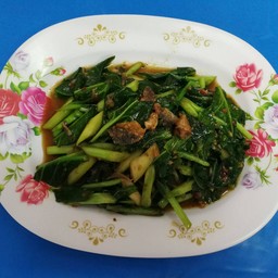 คะน้าปลาเค็ม