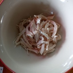 เนื้อไก่ฉีก