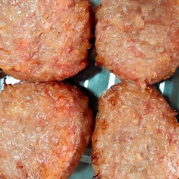 ข้าวหมูก้อนเบอเกอร์