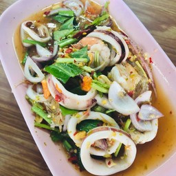 ยำวุ้นเส้นทะเล