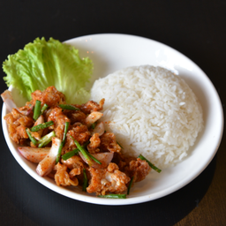 ข้าวไก่ลาบแซ่บ