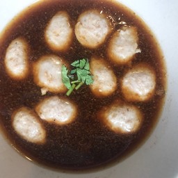 ลูกชิ้นเนื้อลวก