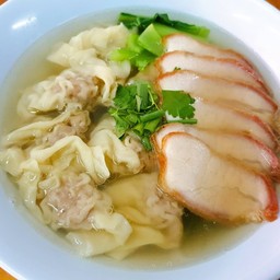 เกี๊ยวน้ำหมูแดง