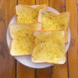 ขนมปังกระเทียม